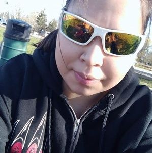 Meet your Posher, Stacey